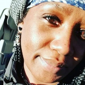 Meet your Posher, Denise